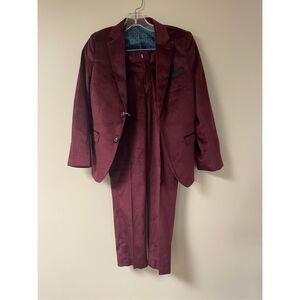 Isaac Mizrahi Boys 12 Slim Fit 3-Piece Velvet Suit Burgundy NEW